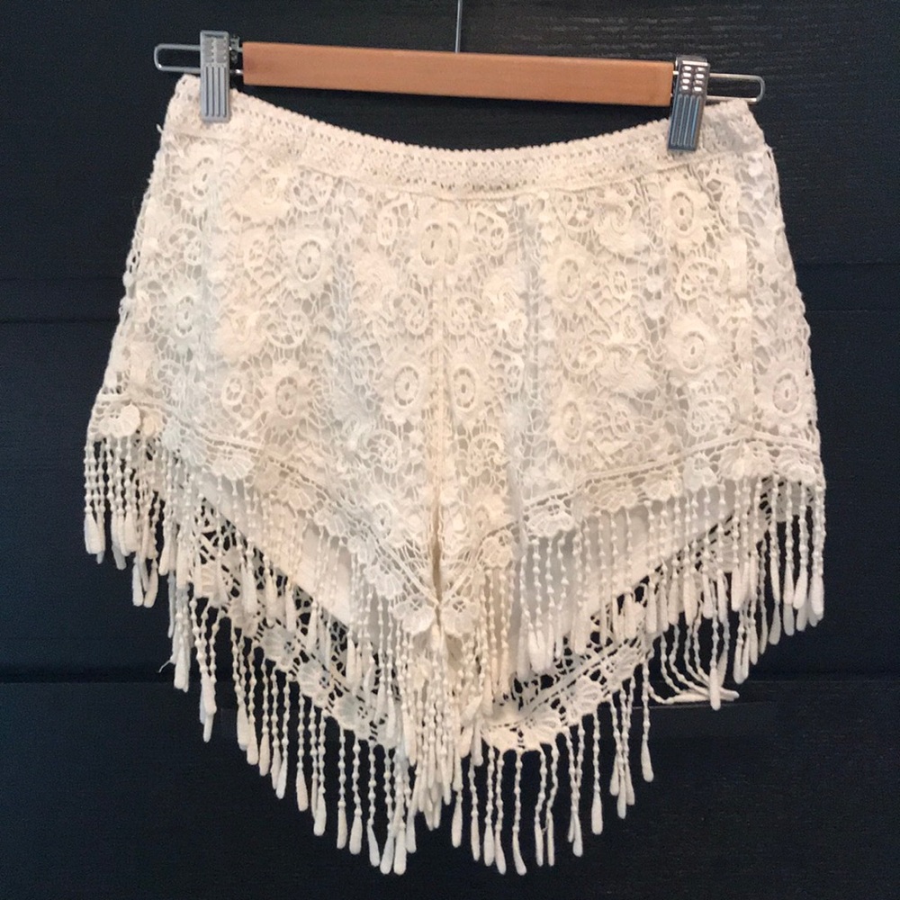 Fringy shorts